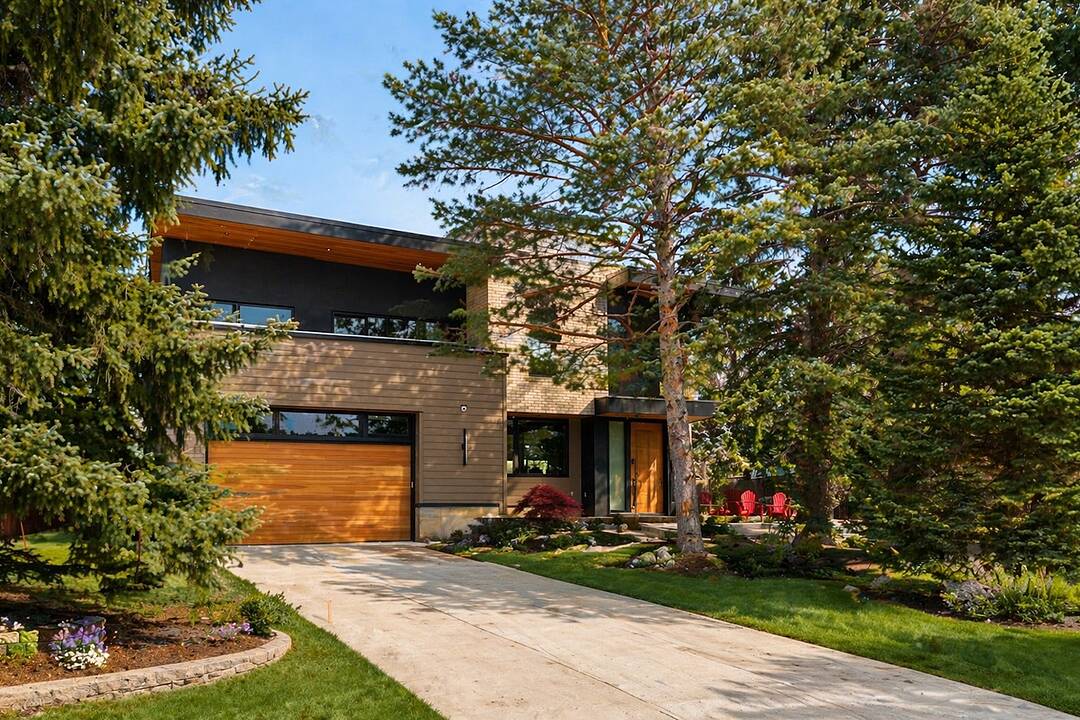 112 Pump Hill Green SW, Calgary, Alberta