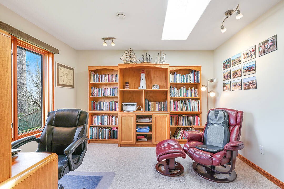 3882 Wavecrest Road, Campbell River, British Columbia