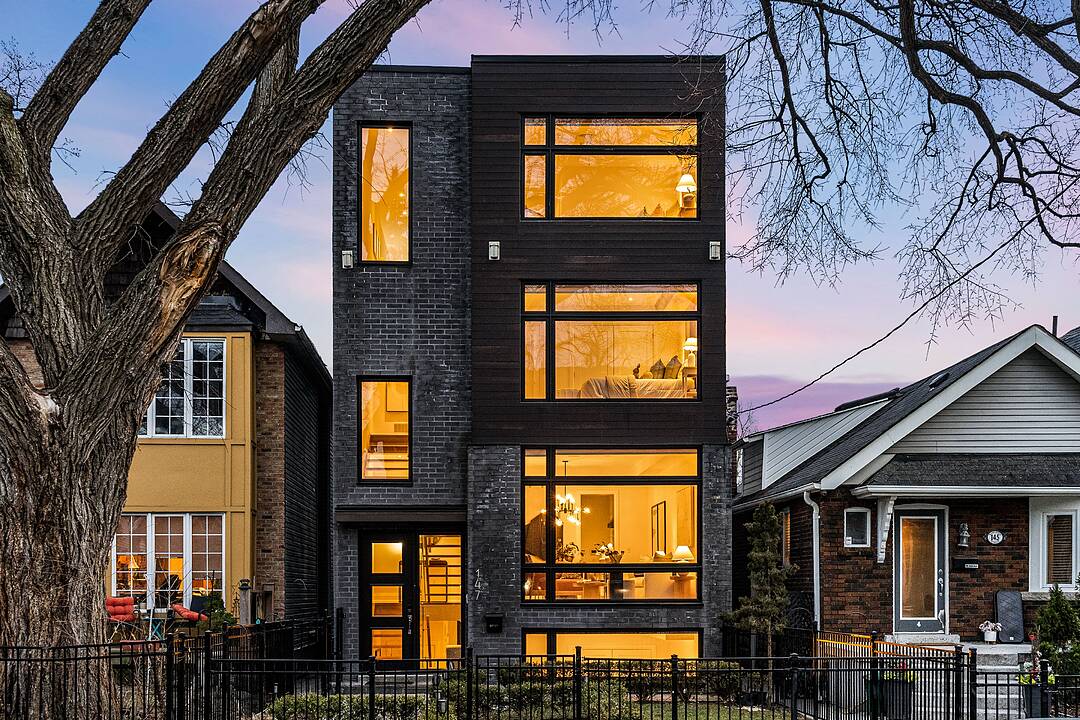 147 Hazelwood Ave, Toronto, Ontario
