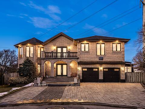 925 Rue Renoir, Brossard