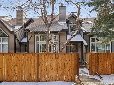 12625 24 Street SW #38, Calgary