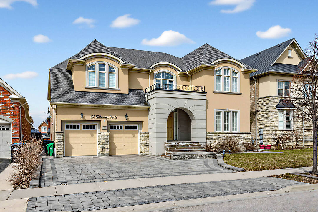 54 Kelways Circ, Brampton, Ontario