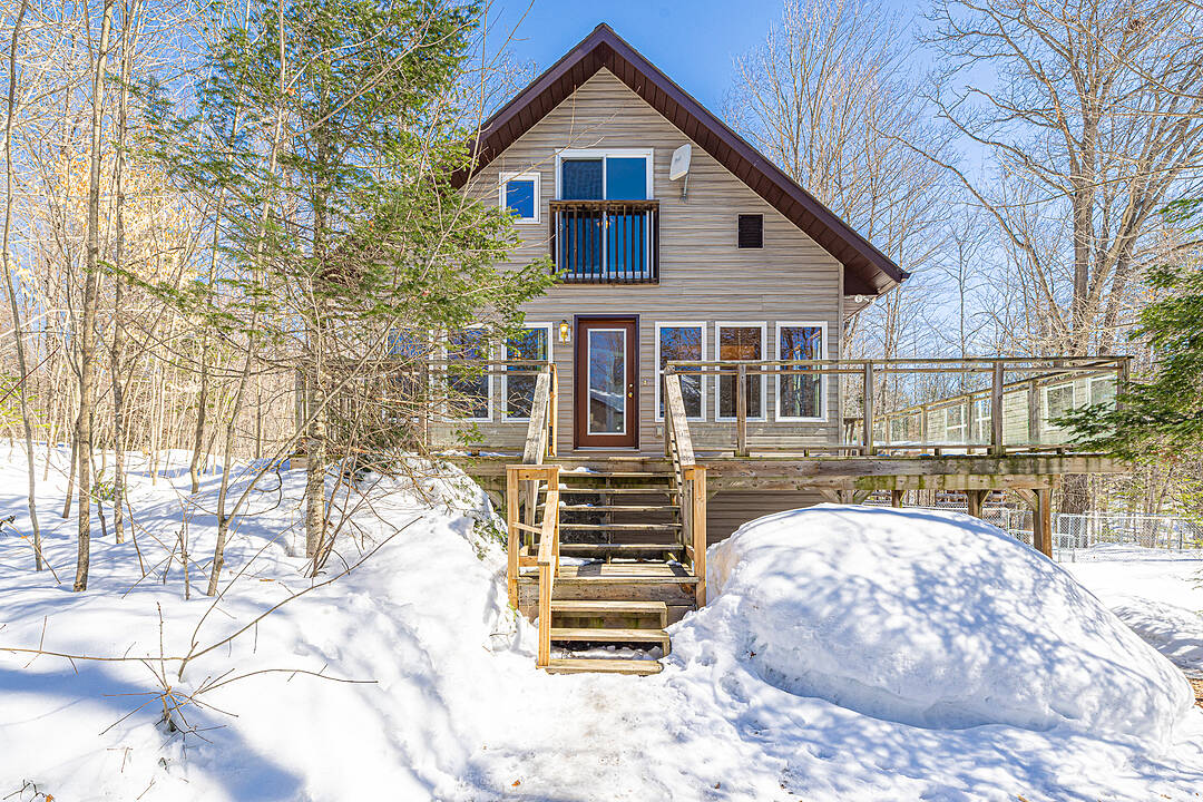 98 Black Road, Seguin, Ontario