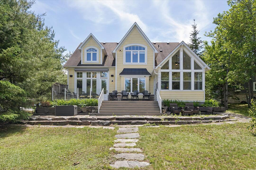 1214 Hamilton Rd #7, Minden Hills, Ontario