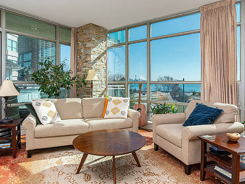 5 Marine Parade Dr #323, Toronto