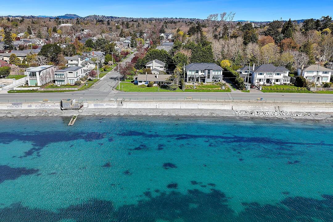 406 Beach Drive, Oak Bay, British Columbia