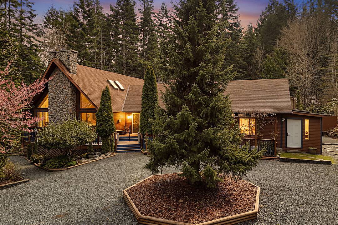 6907 Sellars Road, Sooke, British Columbia