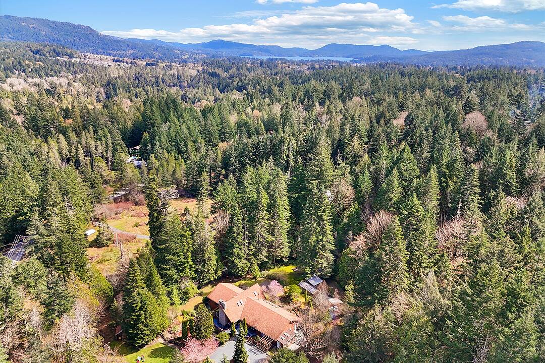 6907 Sellars Road, Sooke, British Columbia