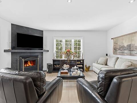 145 Rue du Ruisseau-Clair, Apt. 201, Mont-Tremblant