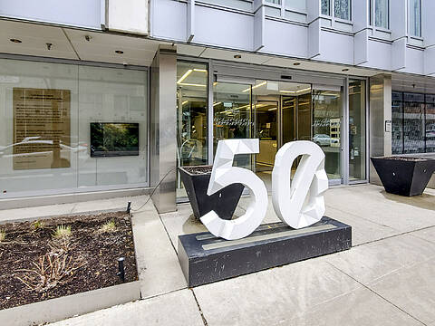 50 Mccaul St #713, Toronto