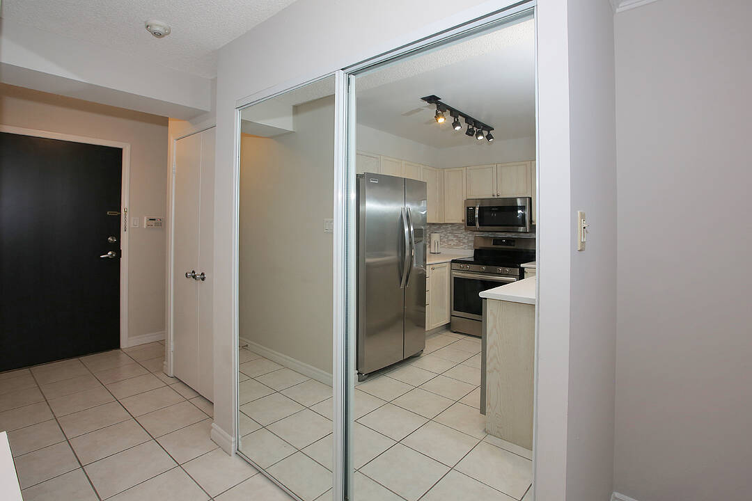 600 Queens Quay W #505, Toronto, Ontario