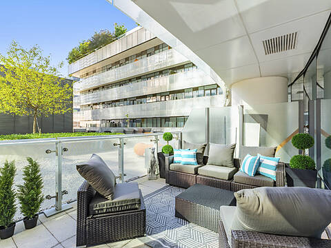 1 Bloor St E #303, Toronto