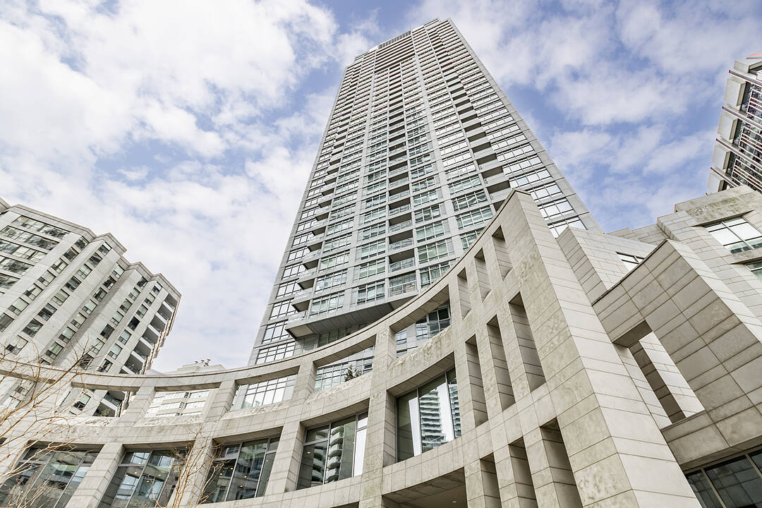 2181 Yonge St #511, Toronto, Ontario