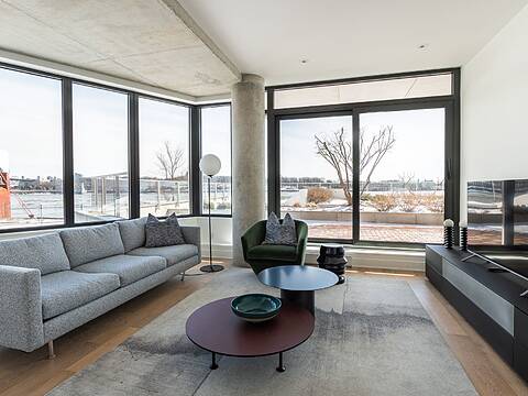 1010 Rue de la Commune E., Apt. 107, Ville-Marie