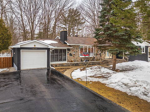 230 Alexander Street, Gravenhurst