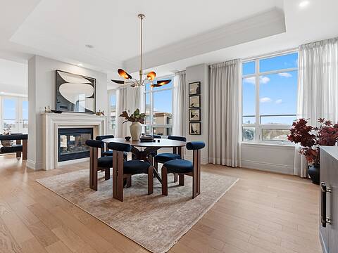 1717 Avenue Rd #LPH3, Toronto