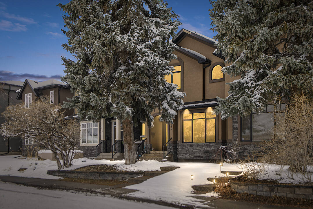 2040 46 Avenue SW, Calgary, Alberta