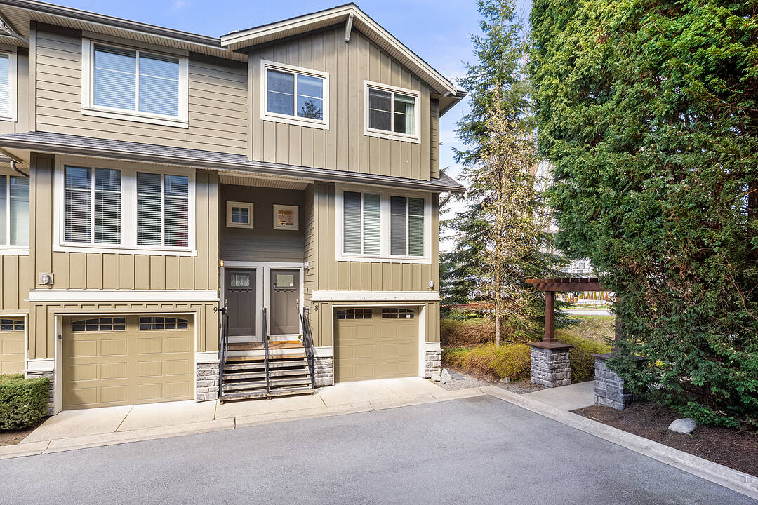 3266 147 Street #8, Surrey, British Columbia