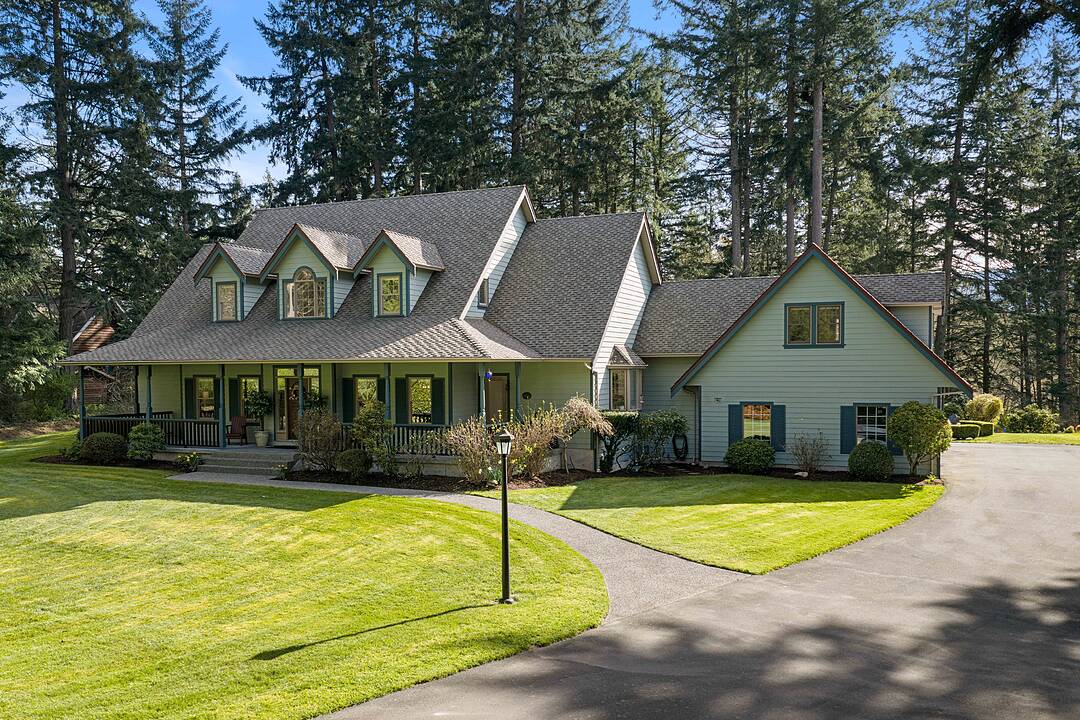 1228 Garden Gate Drive, Central Saanich, British Columbia