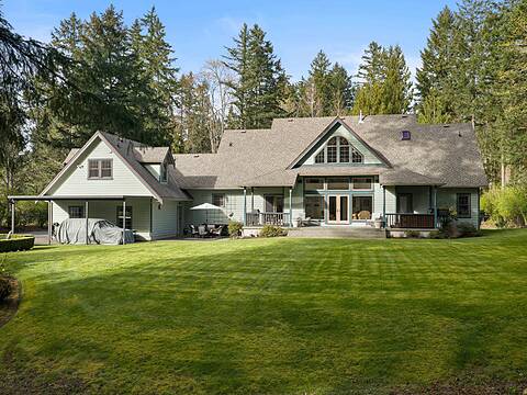 1228 Garden Gate Drive, Central Saanich