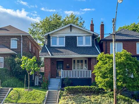 48 Lawrence Ave W #Upper, Toronto