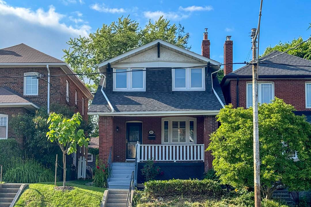 48 Lawrence Ave W #Upper, Toronto, Ontario