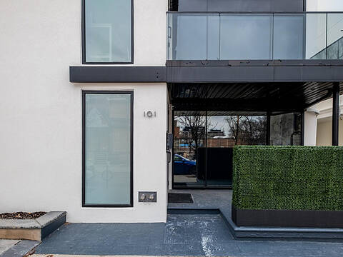 101 Scollard St #Second Floor, Toronto