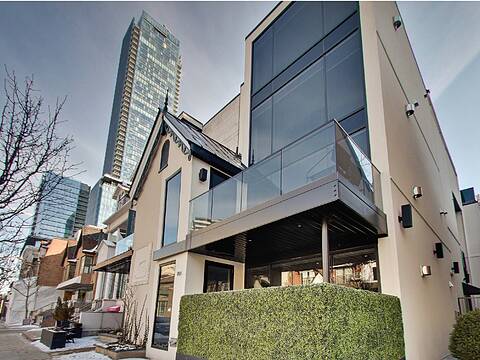 101 Scollard St #Second Floor, Toronto