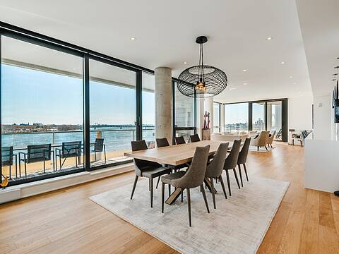 1010 Rue de la Commune E., Apt. 601, Ville-Marie