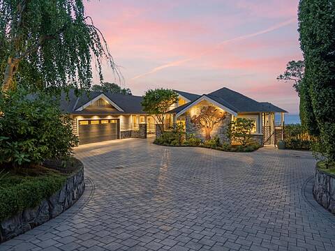 2226 Arbutus Road, Saanich