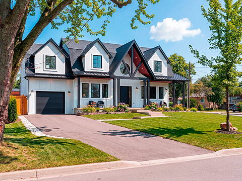 118 Warwood Rd, Toronto