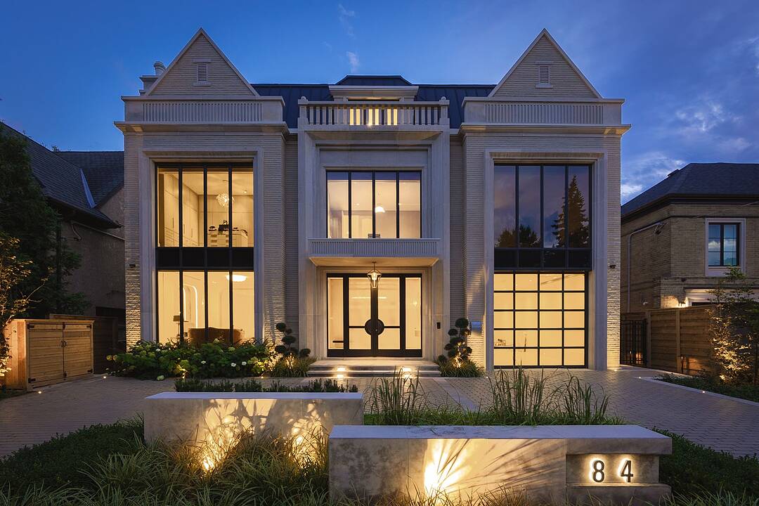 84 Old Forest Hill Rd, Toronto, Ontario