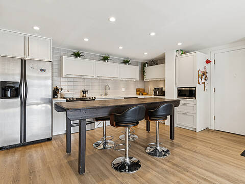 1222 13 Avenue SW #205, Calgary