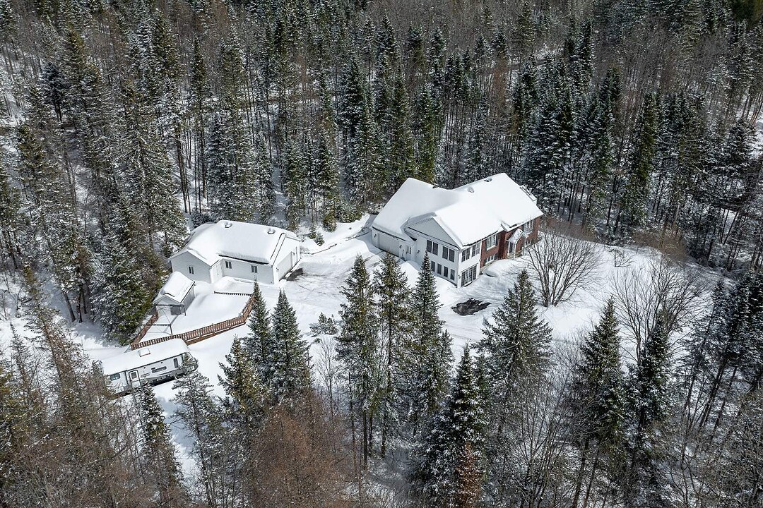 92 Rue du Calvaire, Sainte-Brigitte-de-Laval, Québec