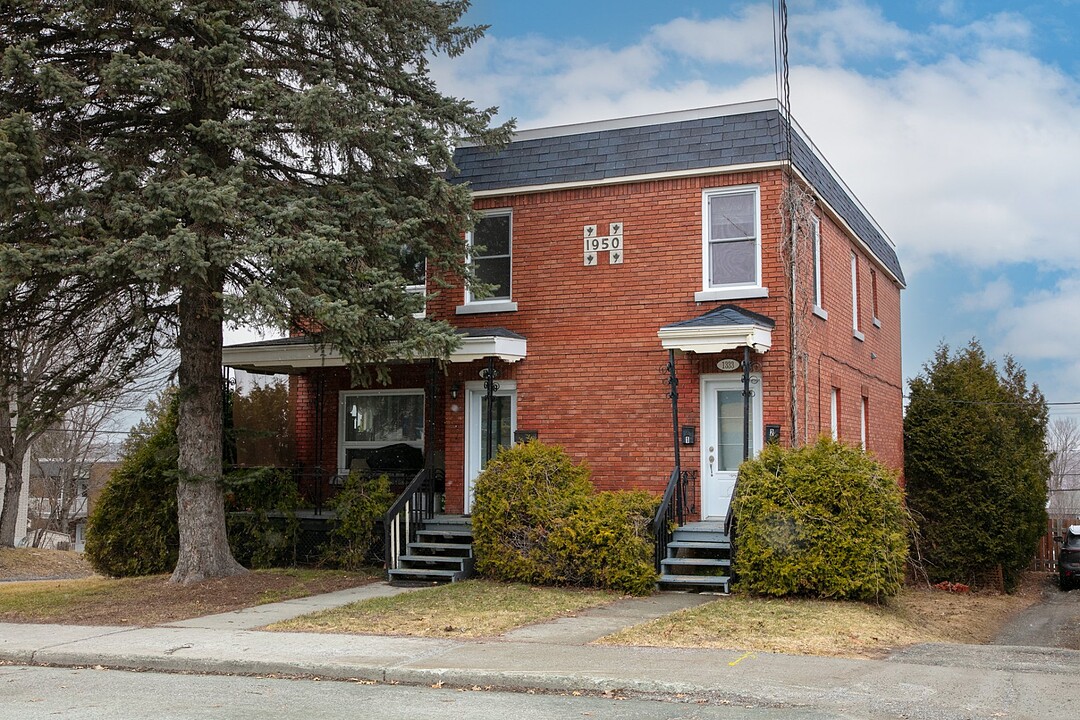 1333-1335 Rue St-André, Sherbrooke (Les Nations), Québec