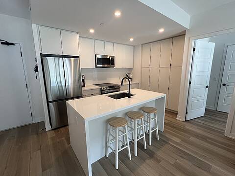 415 Sea Ray Avenue #223, Innisfil