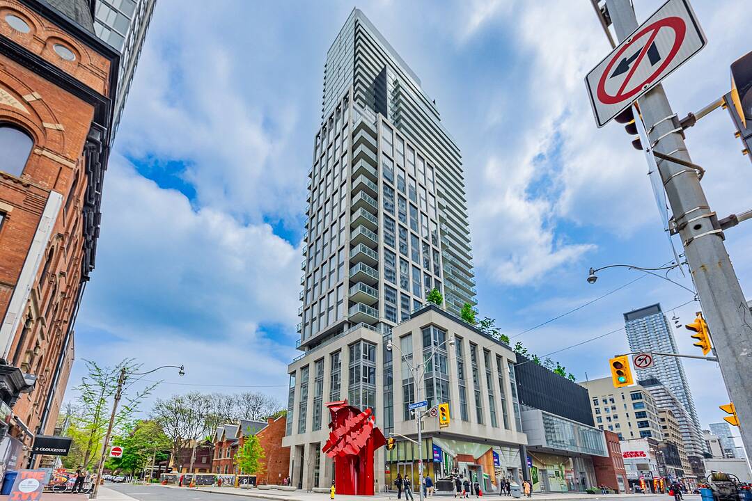 3 Gloucester St #1806, Toronto, Ontario