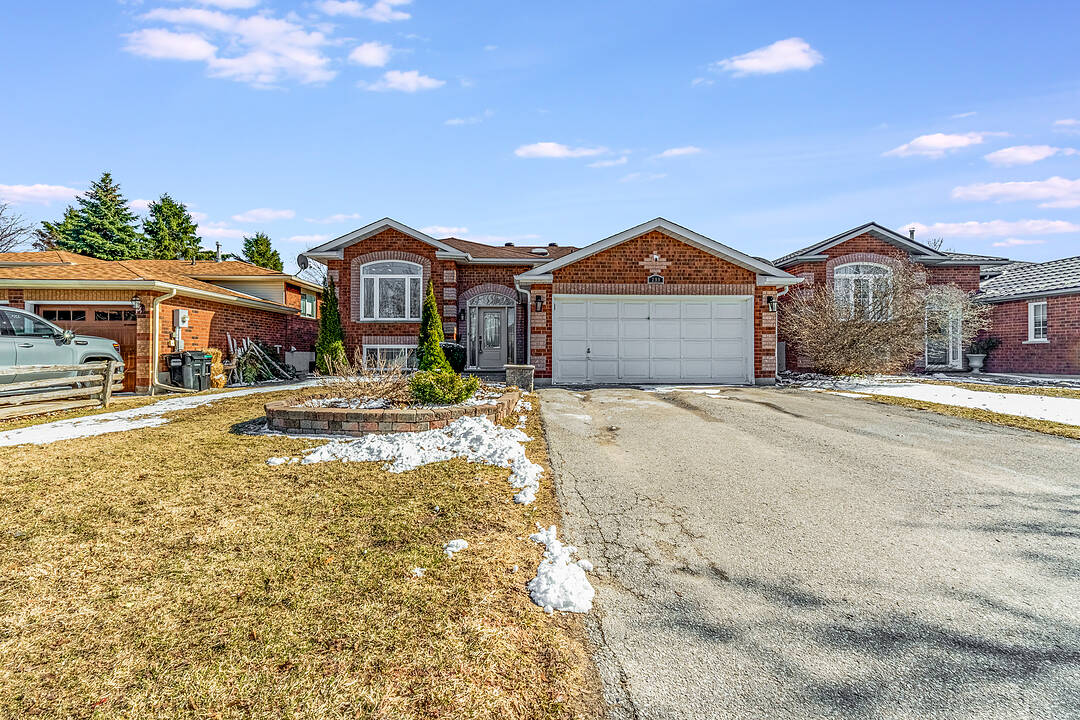 299 Harvie Road, Barrie, Ontario