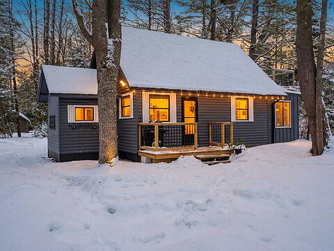 1079 Jopling Road, Minden Hills