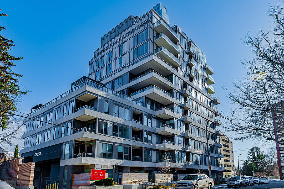 1 Cardiff Rd #801, Toronto, Ontario