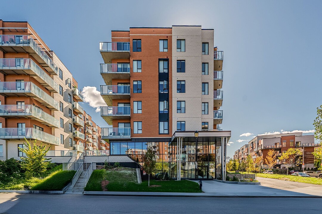 305 Boul. Marcel-Laurin, Apt. 604, Saint-Laurent, Québec