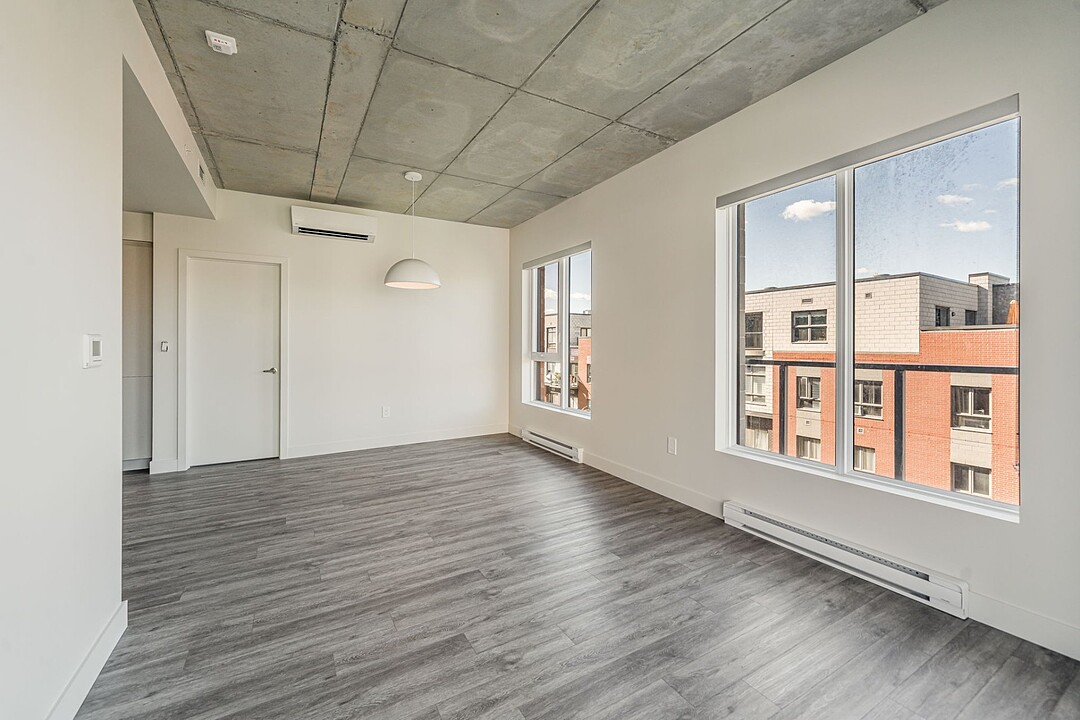 308 Rue Crevier, Apt. 417, Saint-Laurent, Québec