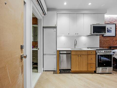 4298 Rue St-Denis, Apt. 10, Le Plateau-Mont-Royal