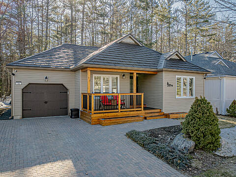 35 Pineridge Gate, Gravenhurst