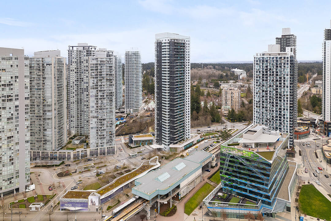 9887 Whalley Boulevard #3107, Surrey, British Columbia