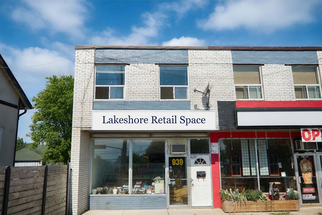 939 Lakeshore Rd E, Mississauga, Ontario