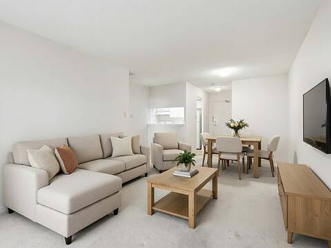 75 King St E #1709, Mississauga