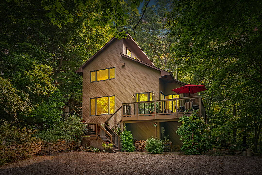 141 Valley Rd, Hamilton, Ontario