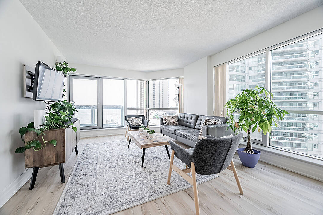 10 Yonge St #1012, Toronto, Ontario