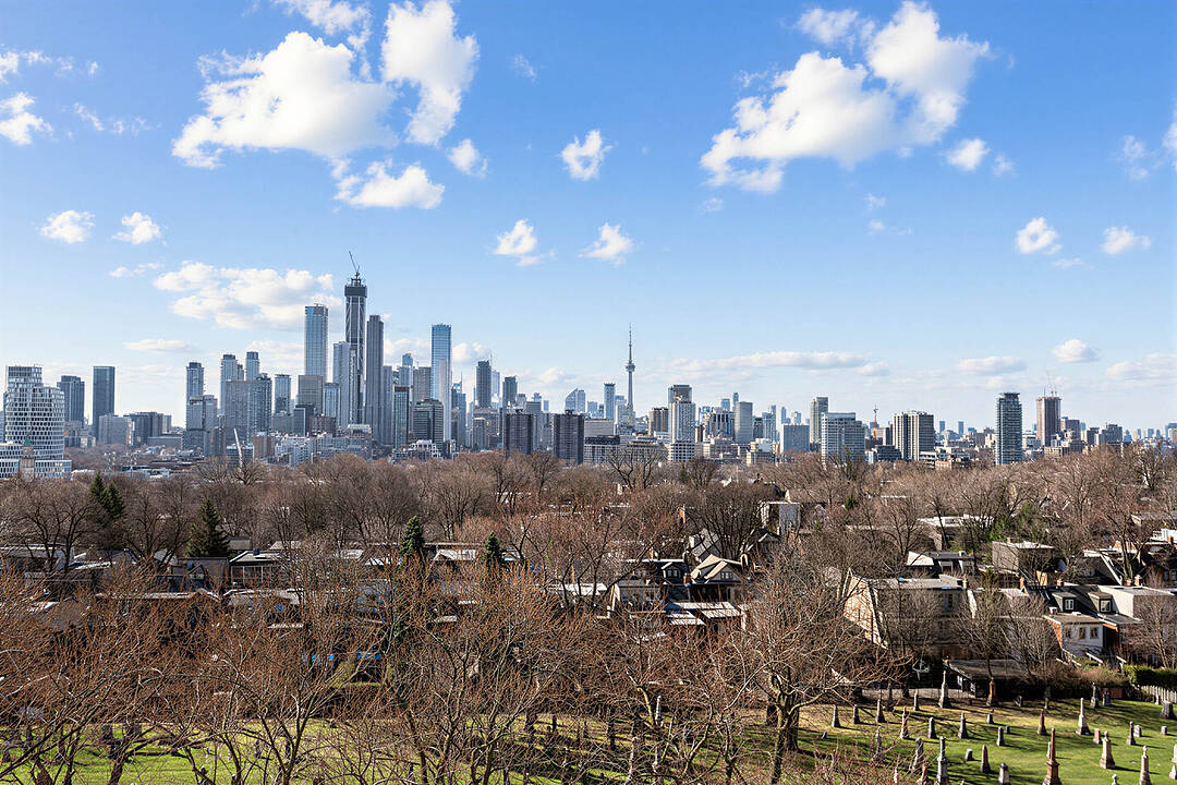 61 St Clair Ave W #1002, Toronto, Ontario